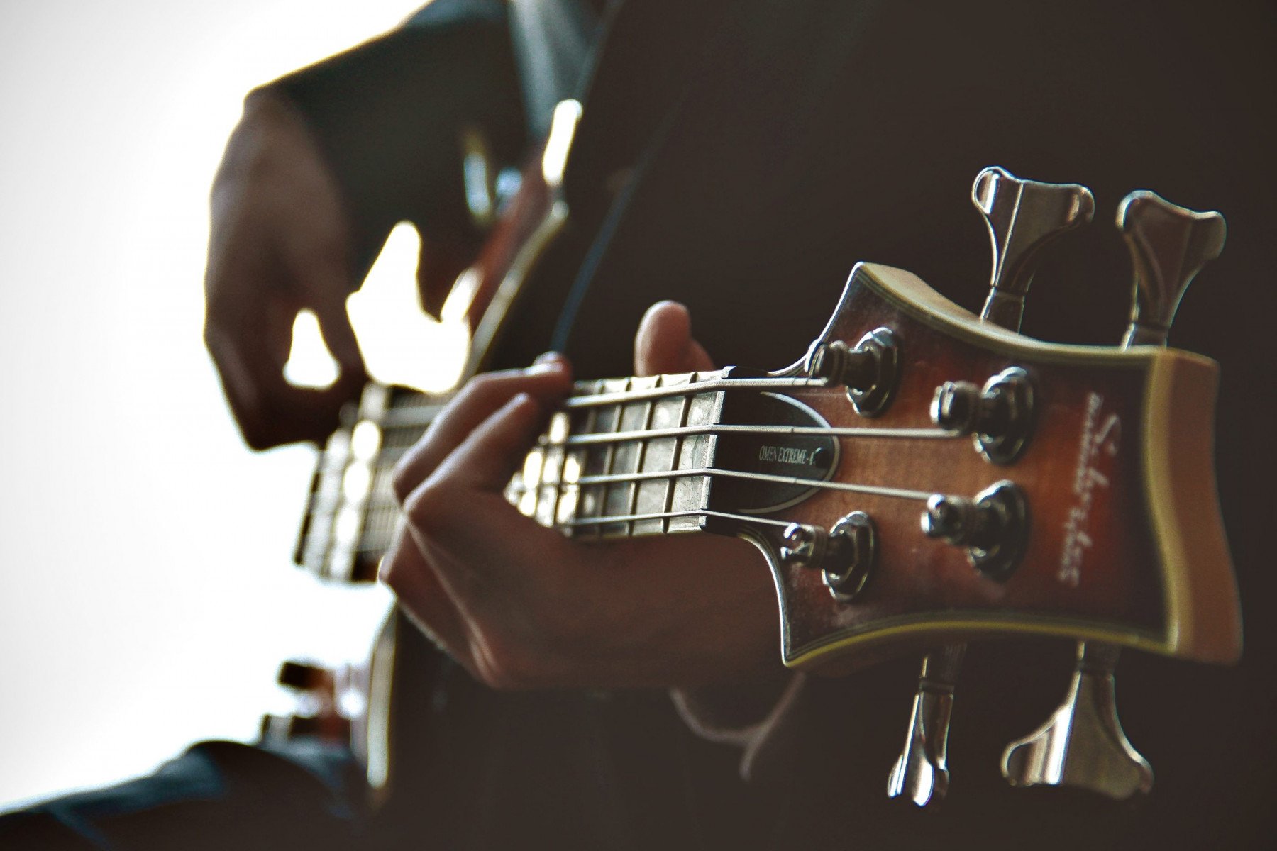 E-Bass