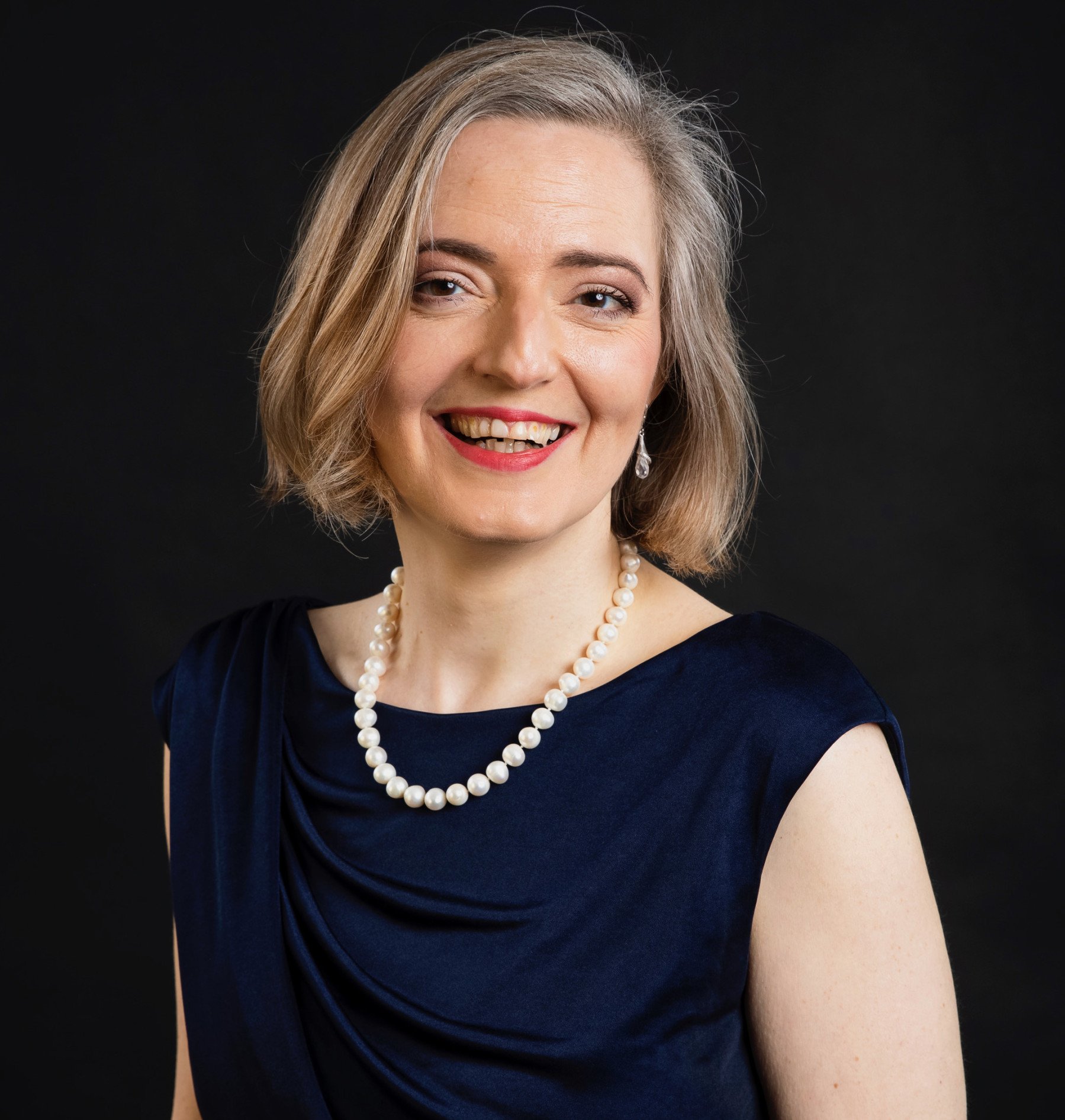 Portrait von Olga Papikian